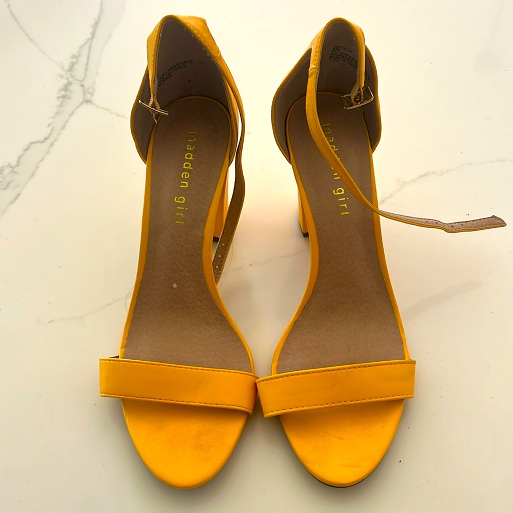 Yellow orange madden girls size 8 heels worn once